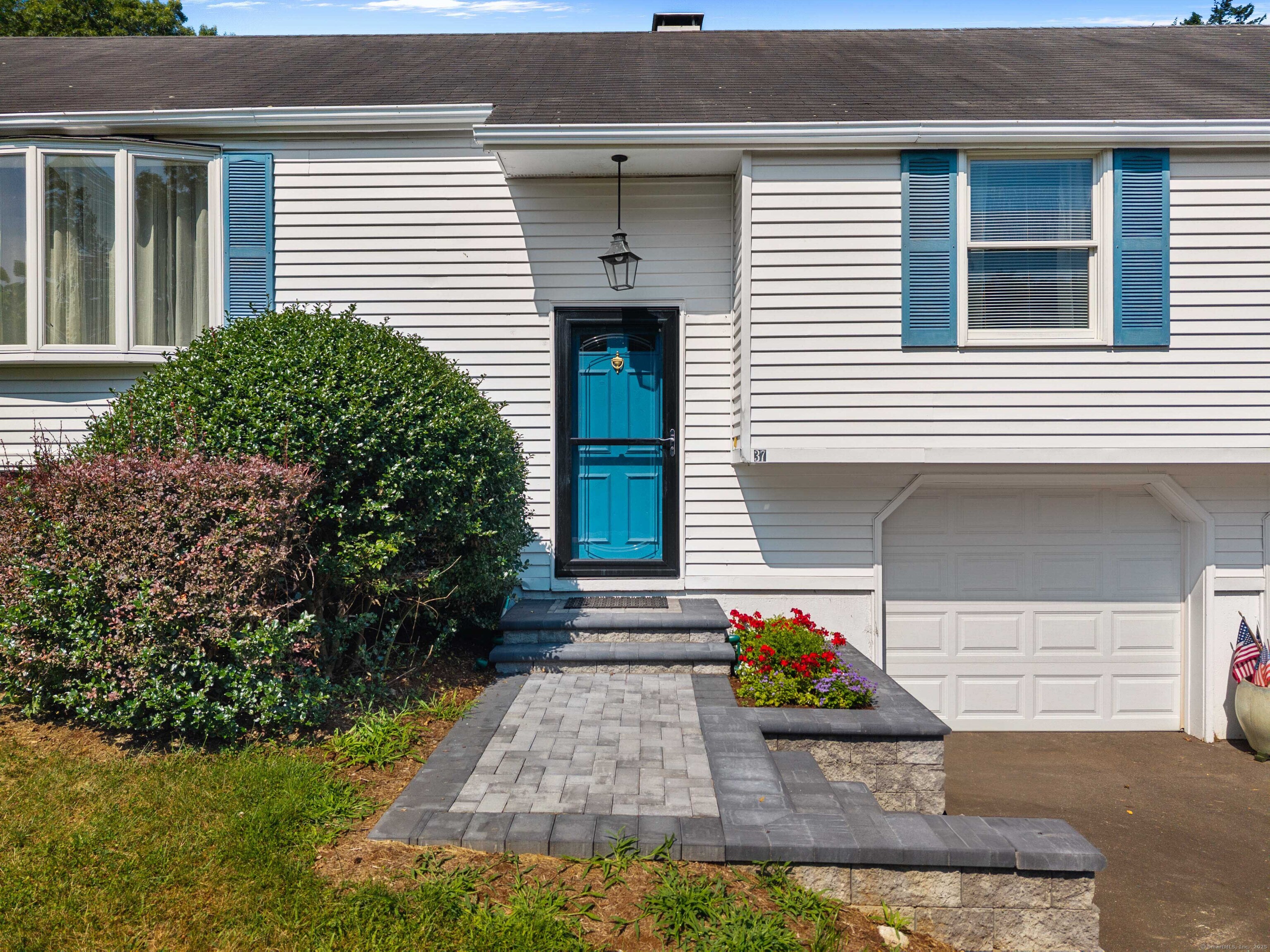 37 Riverside Terrace