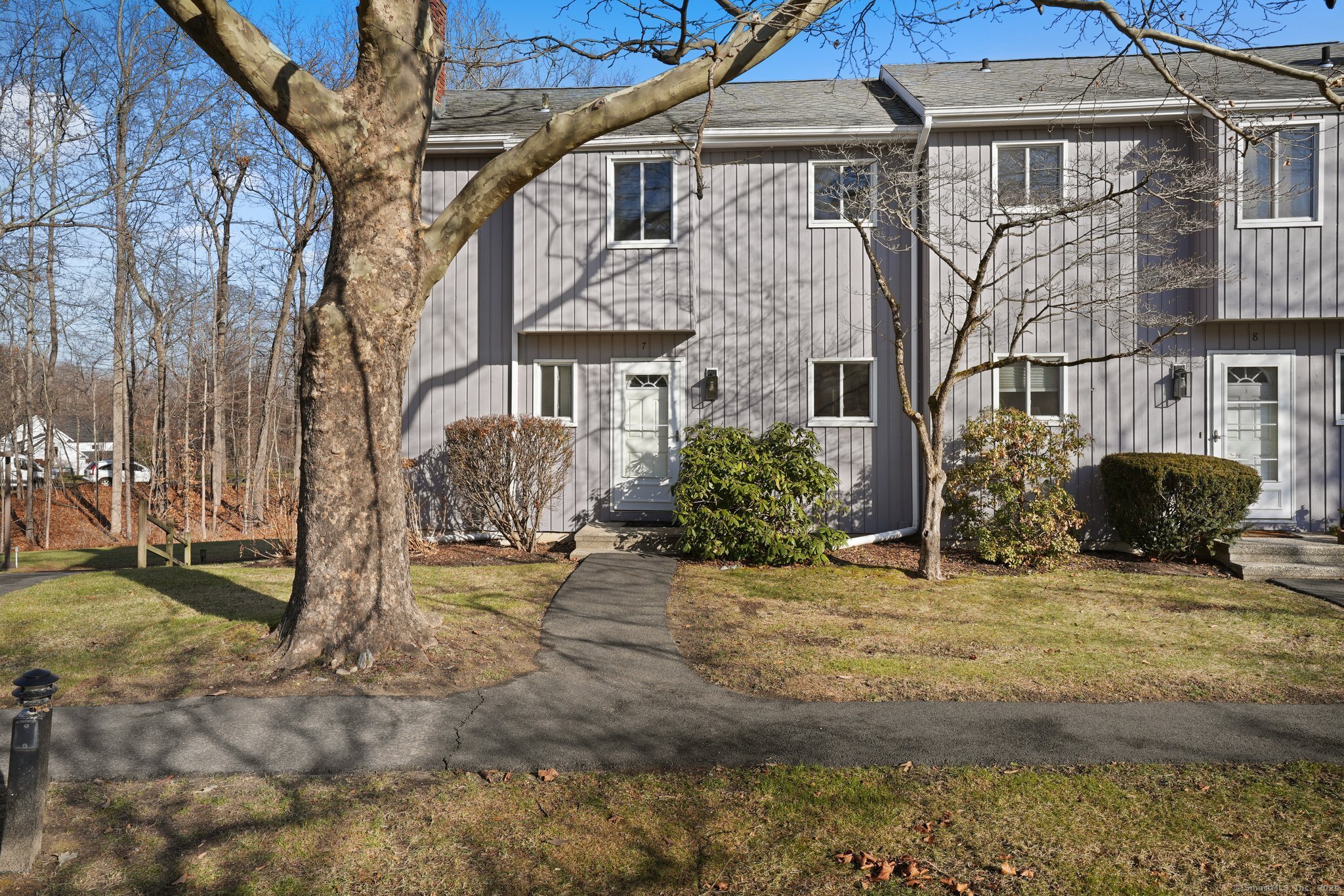 7 Monika Lane 7, Brookfield, Connecticut - 2 Bedrooms  
2 Bathrooms  
6 Rooms - 