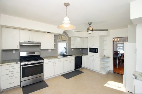 Tiny photo for 196 Oakland Street, Stratford, CT 06615 (MLS # 24135487)