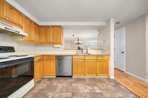 Tiny photo for 7 Midway Drive #7, Cromwell, CT 06416 (MLS # 24144672)