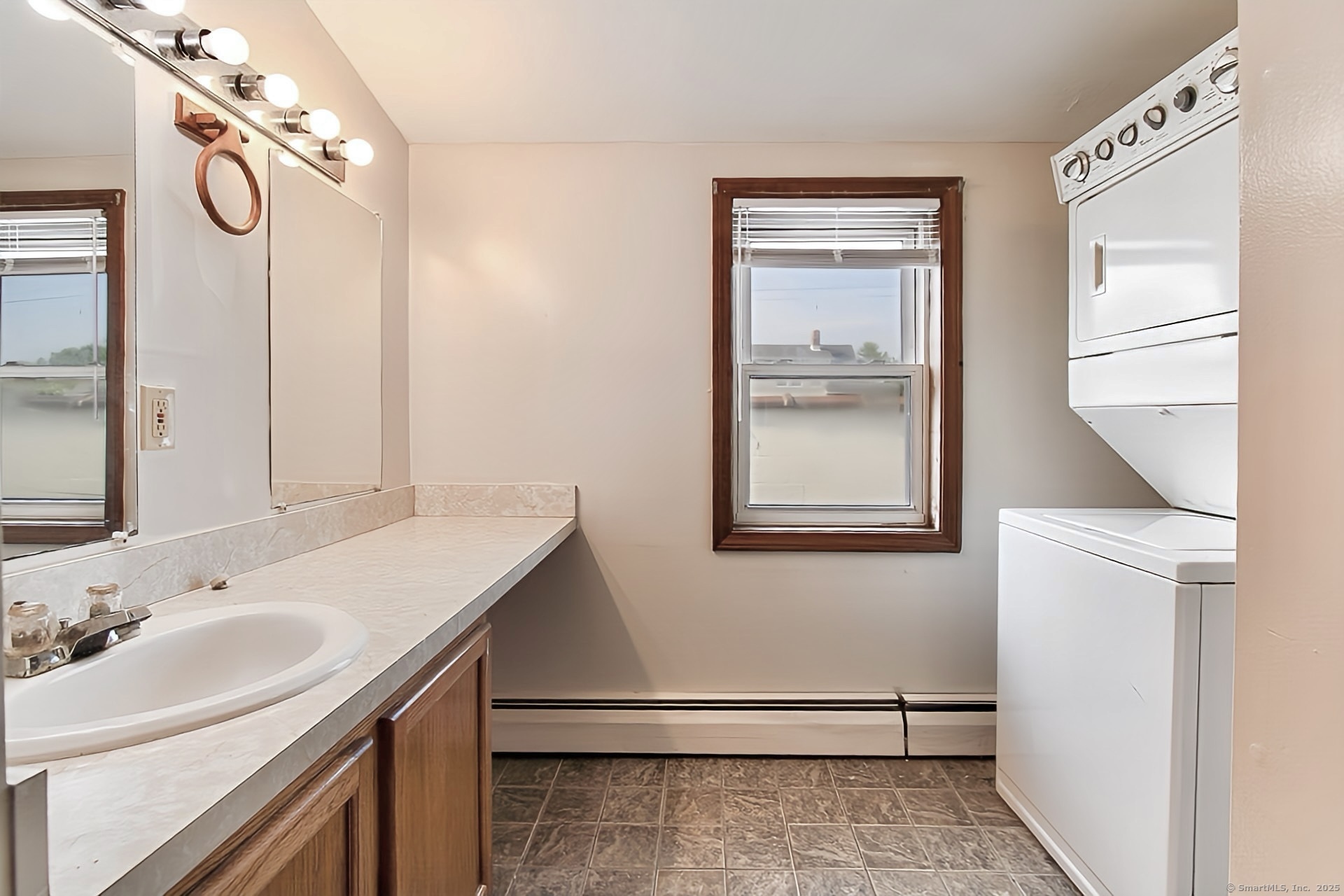 Windsor, Connecticut 06095, United States, ,2 BathroomsBathrooms,Commercial,Active,157893