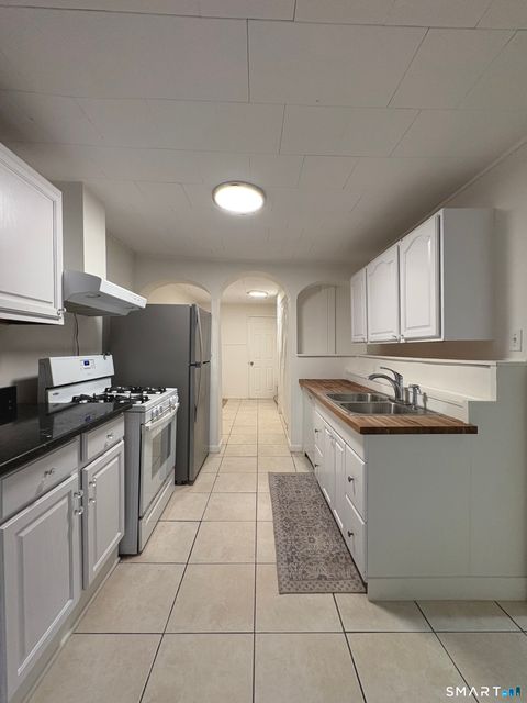 Tiny photo for 1787 Stratfield Road #B, Fairfield, CT 06825 (MLS # 24152295)