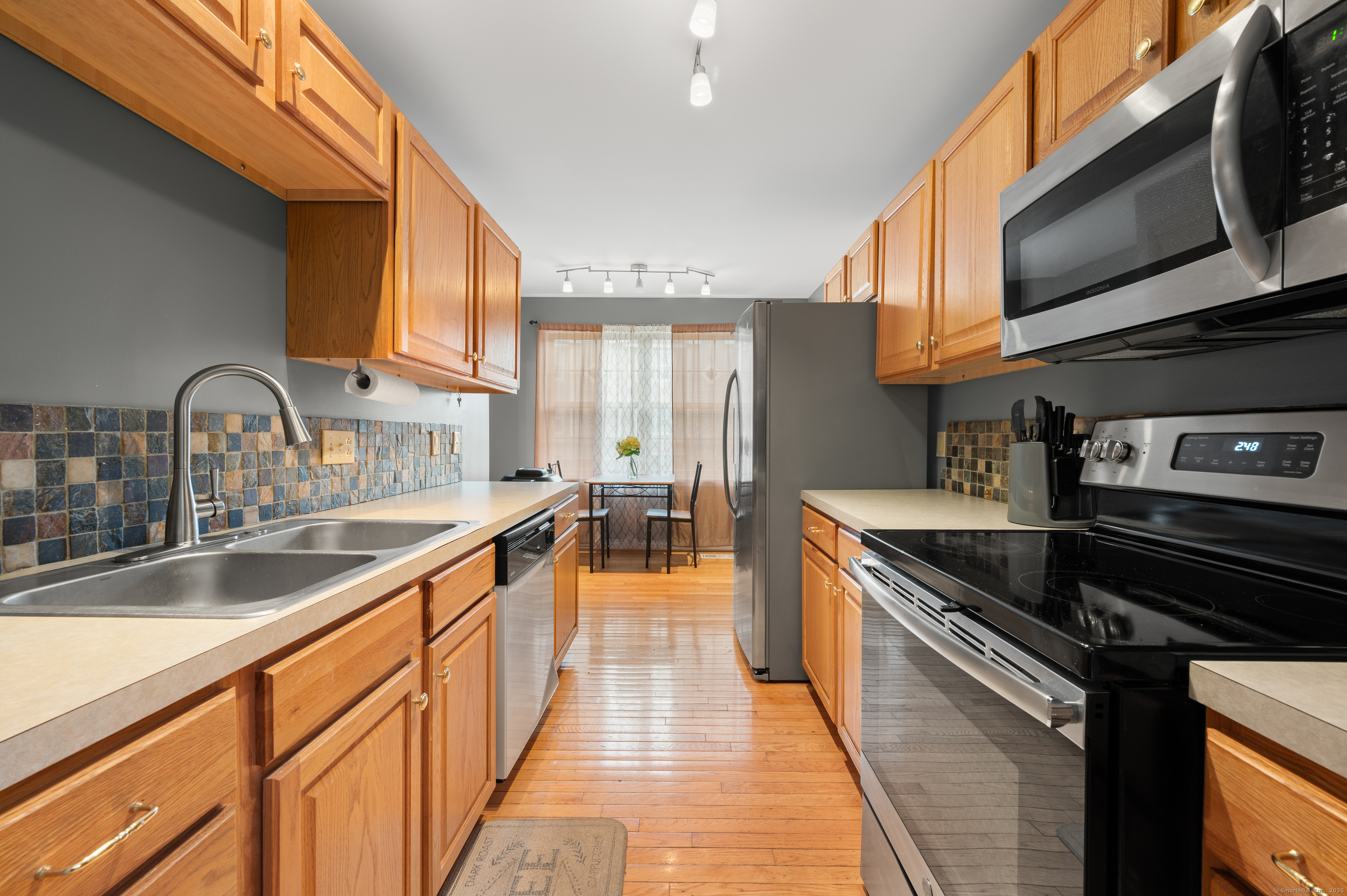 19 Hawthorne Drive #124, New London, Connecticut image 10