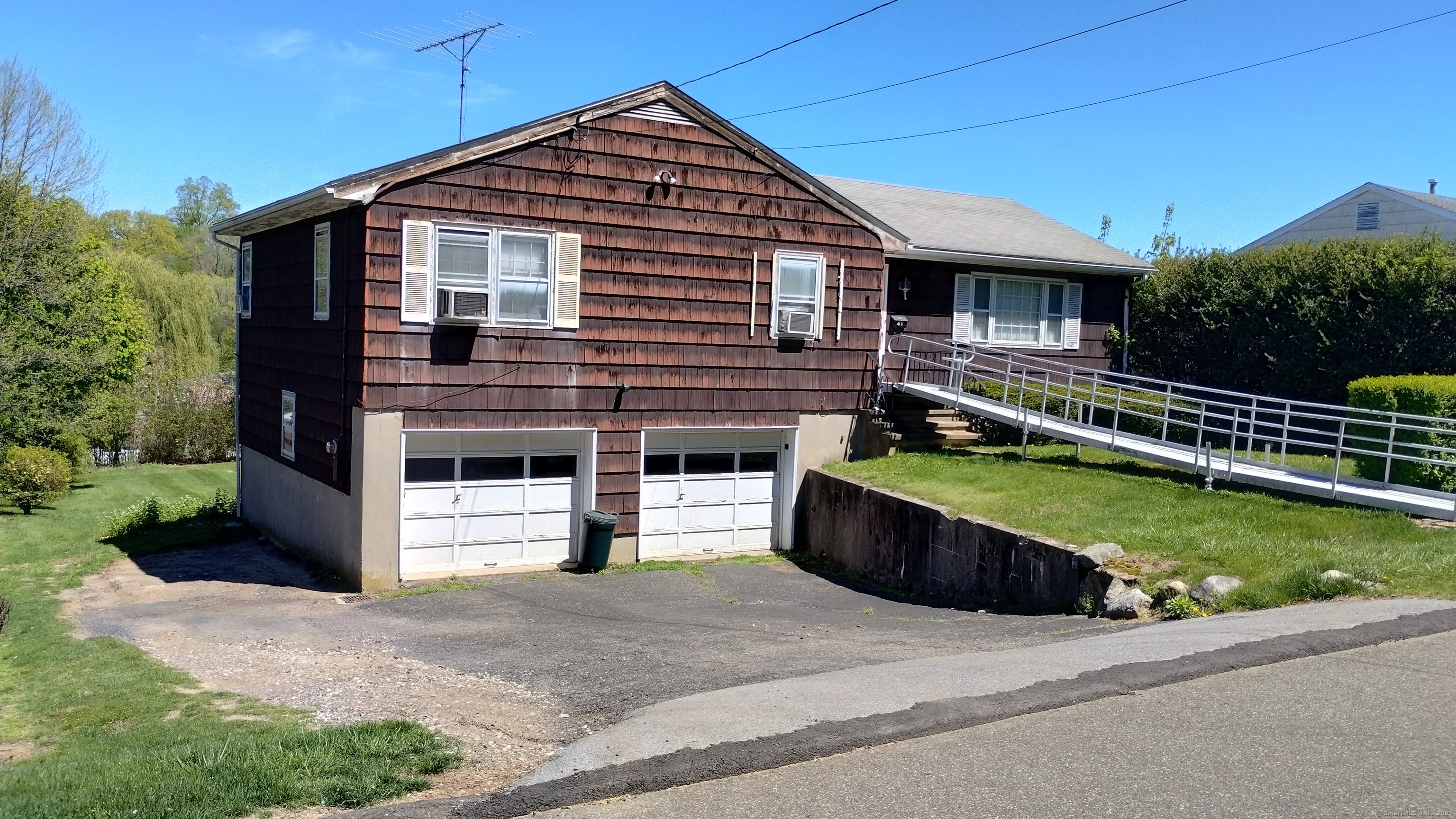 41 Nicholas Avenue