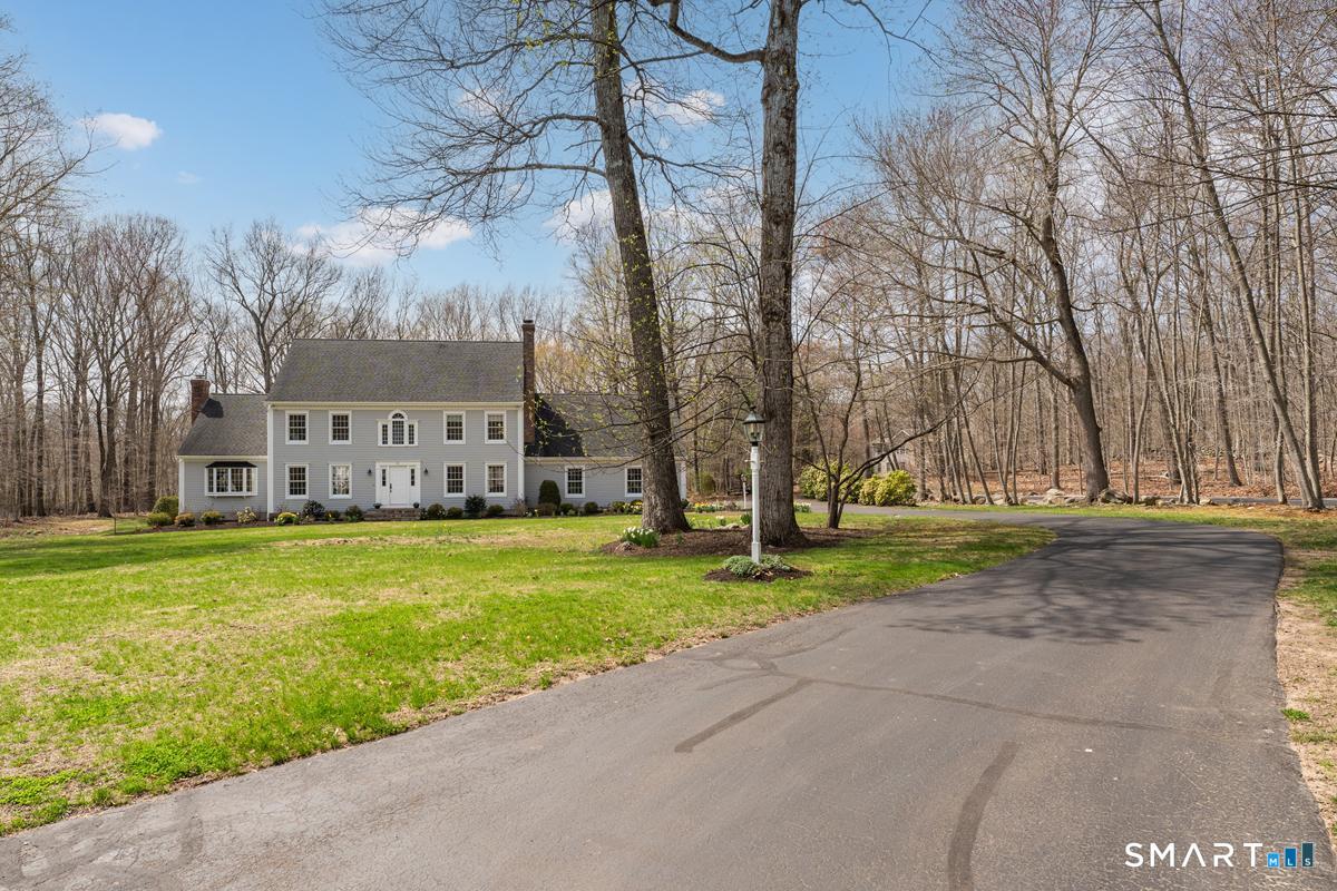 21 Running Brook Drive