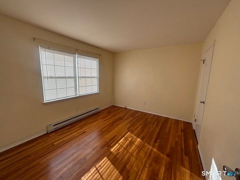 Tiny photo for 168 Highview Avenue #B, Stamford, CT 06907 (MLS # 24140527)