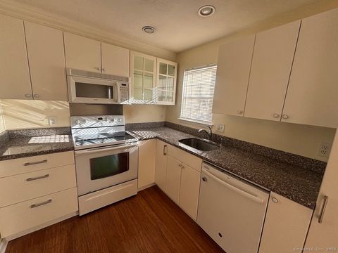 Tiny photo for 168 Highview Avenue #B, Stamford, CT 06907 (MLS # 24140527)