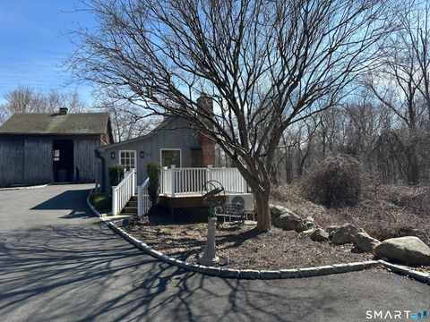 20 Cannondale Road Weston CT 06883