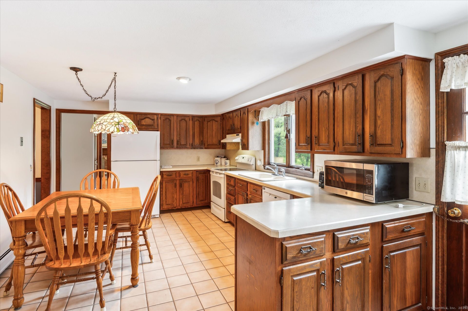 189 Farms Village Road, Simsbury, Connecticut image 17