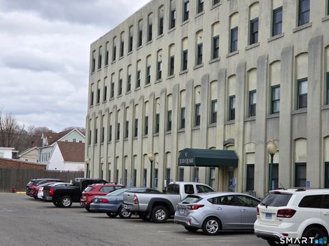 Photo of 42 South Cherry Street #307, Wallingford, CT 06492 (MLS # 24162808)