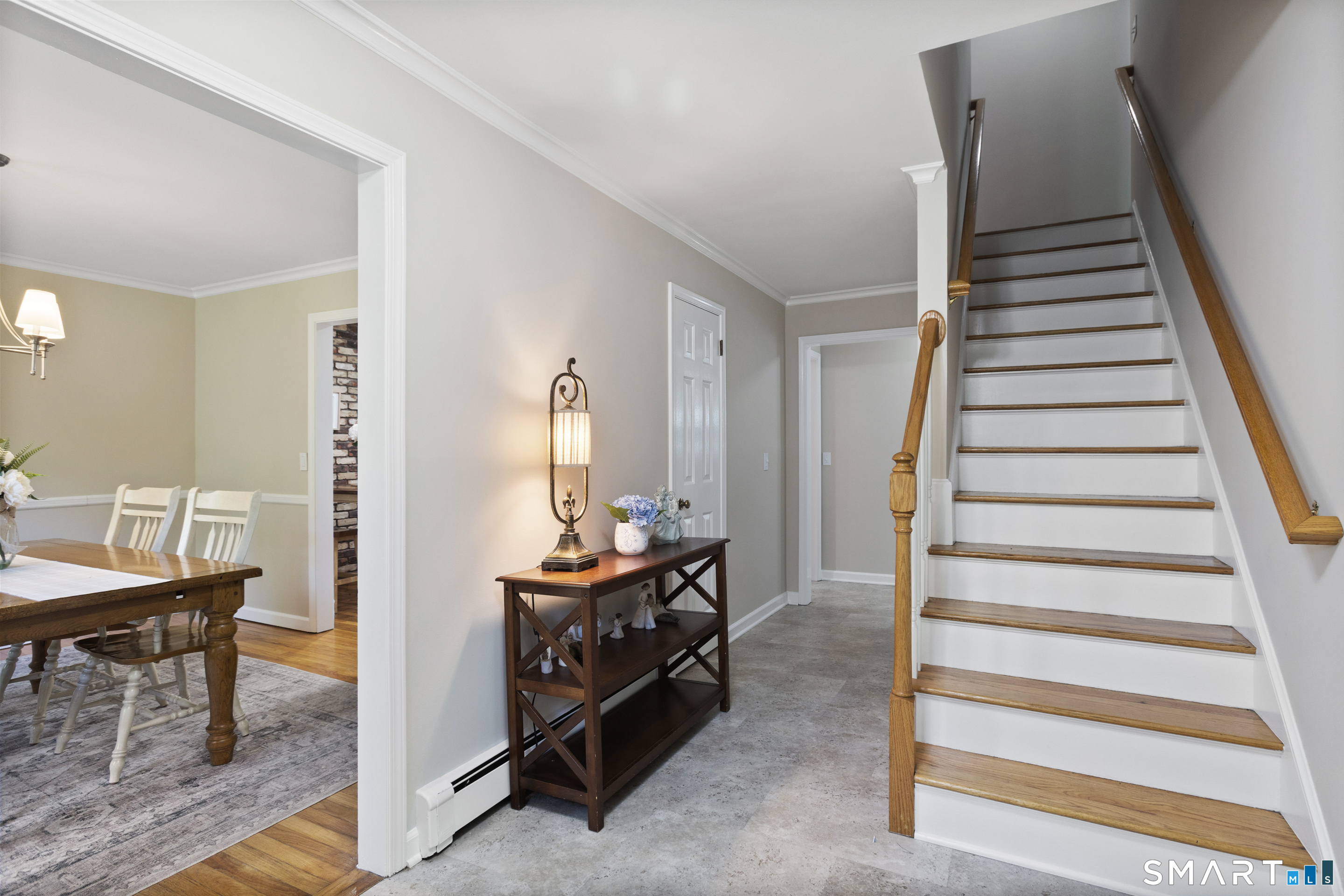 3 Cherokee Drive