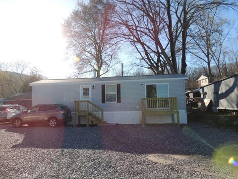 A home in Naugatuck