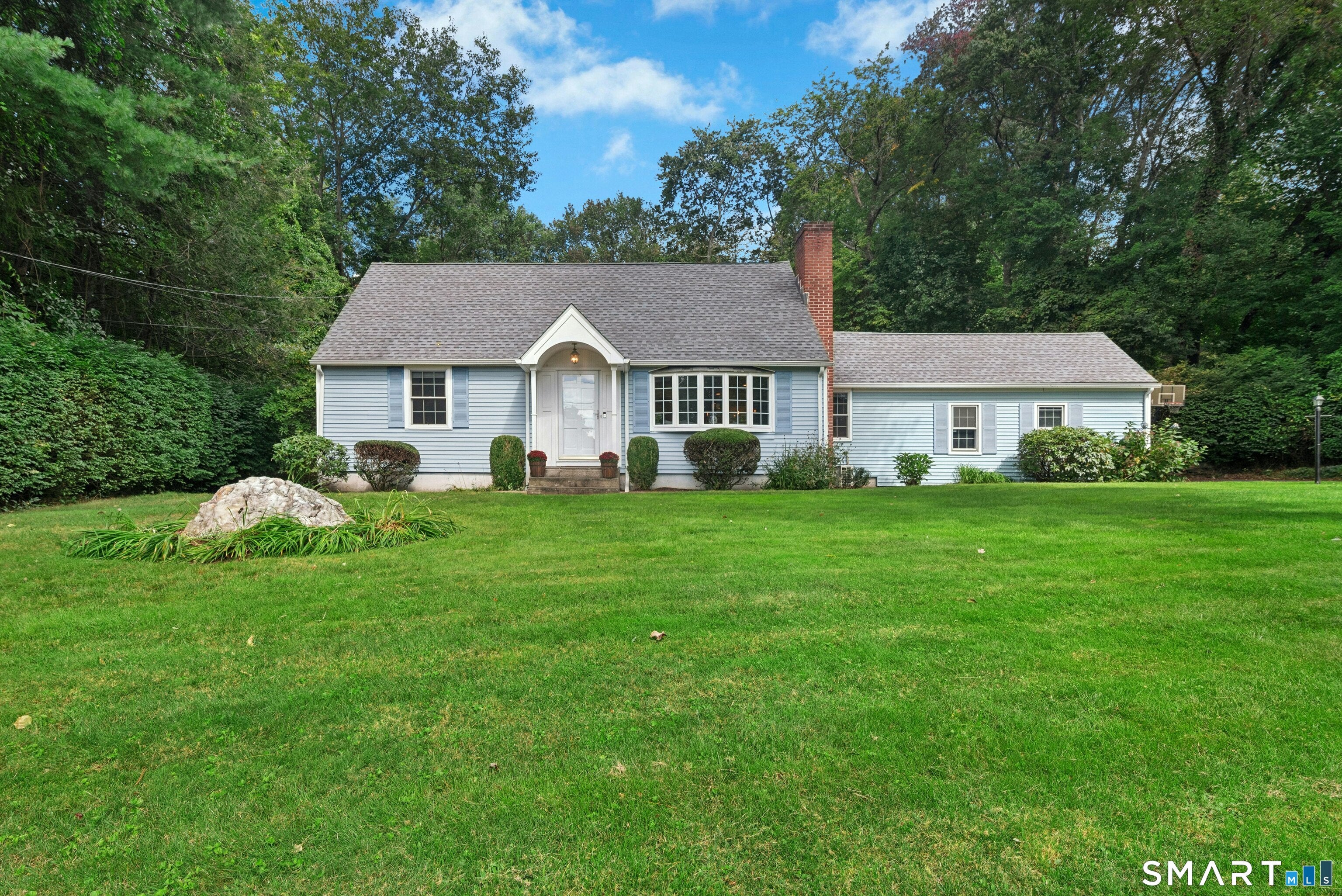 3 Glenbrook Drive