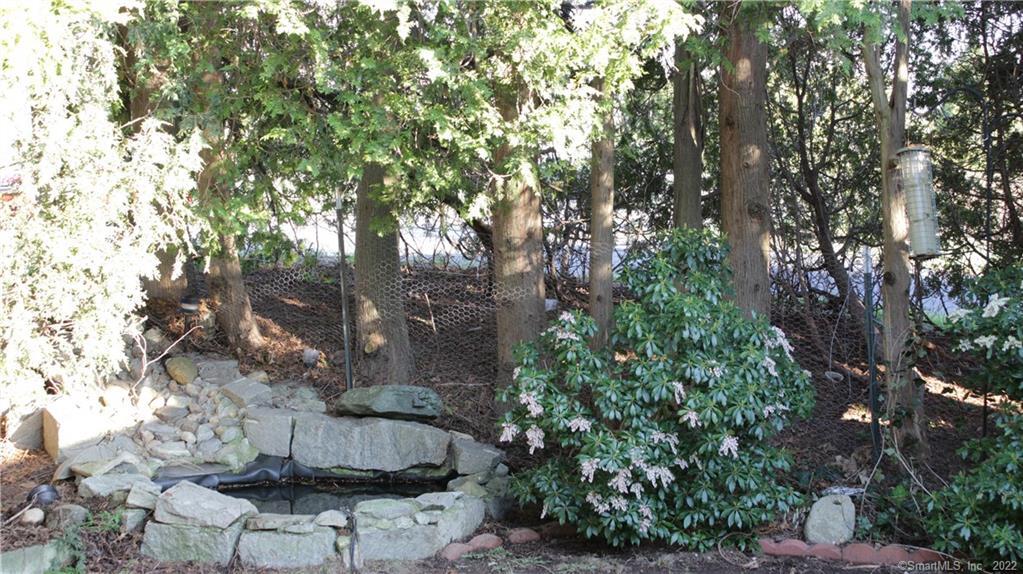 56 Greenway Road, New London, Connecticut image 7