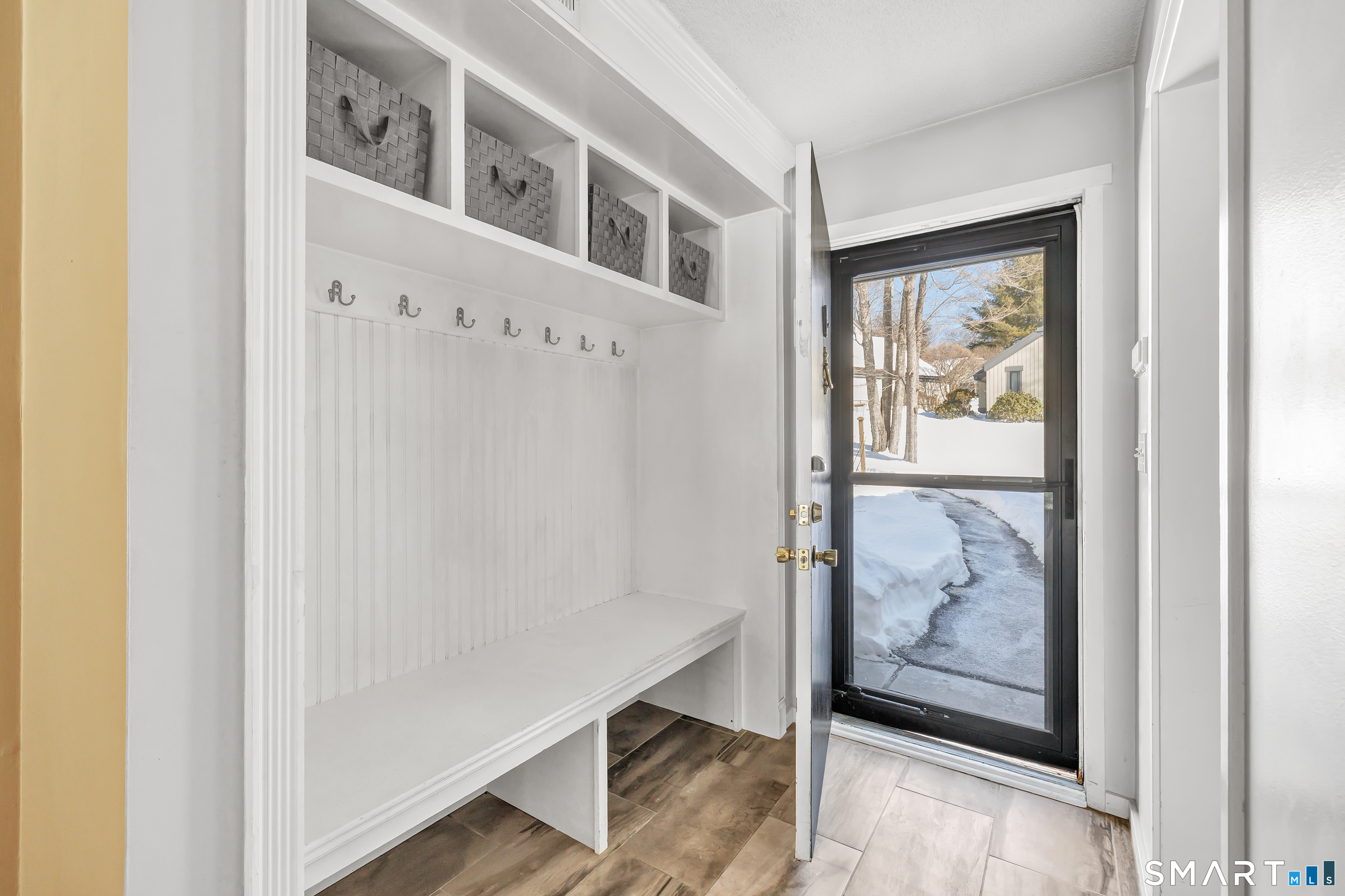 914 Heritage Village B