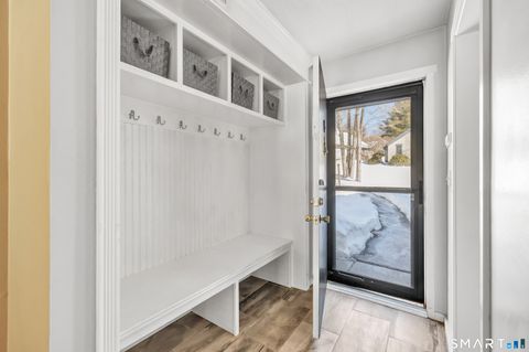 Tiny photo for 914 Heritage Village #B, Southbury, CT 06488 (MLS # 24152900)