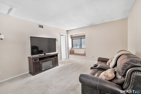 Tiny photo for 914 Heritage Village #B, Southbury, CT 06488 (MLS # 24152900)