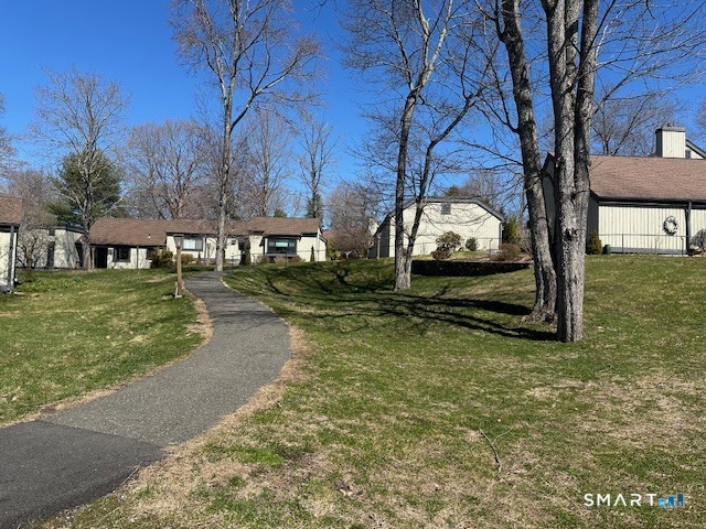 914 Heritage Village B