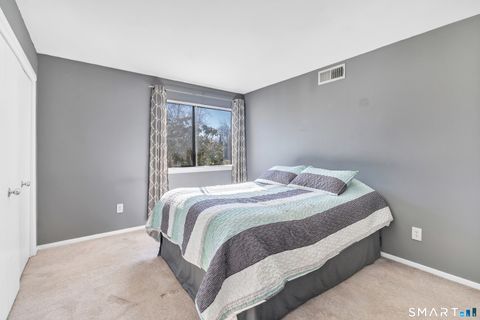 Tiny photo for 914 Heritage Village #B, Southbury, CT 06488 (MLS # 24152900)