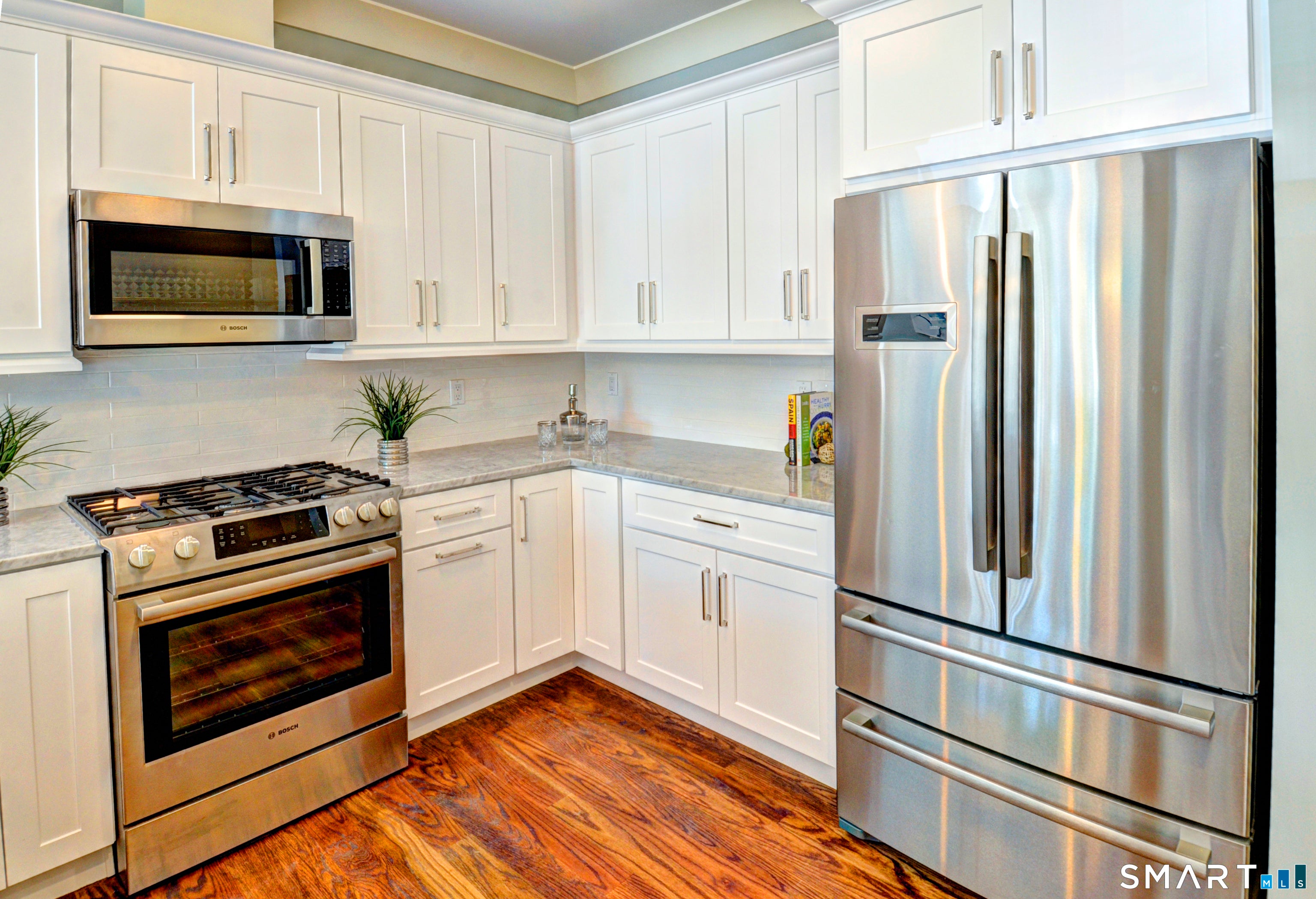 77 Leroy Avenue 204