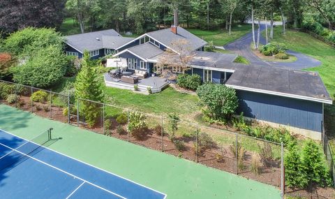 5 Mohawk Lane Woodbridge CT 06525