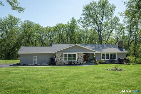 9 Delno Drive Danbury CT 06811