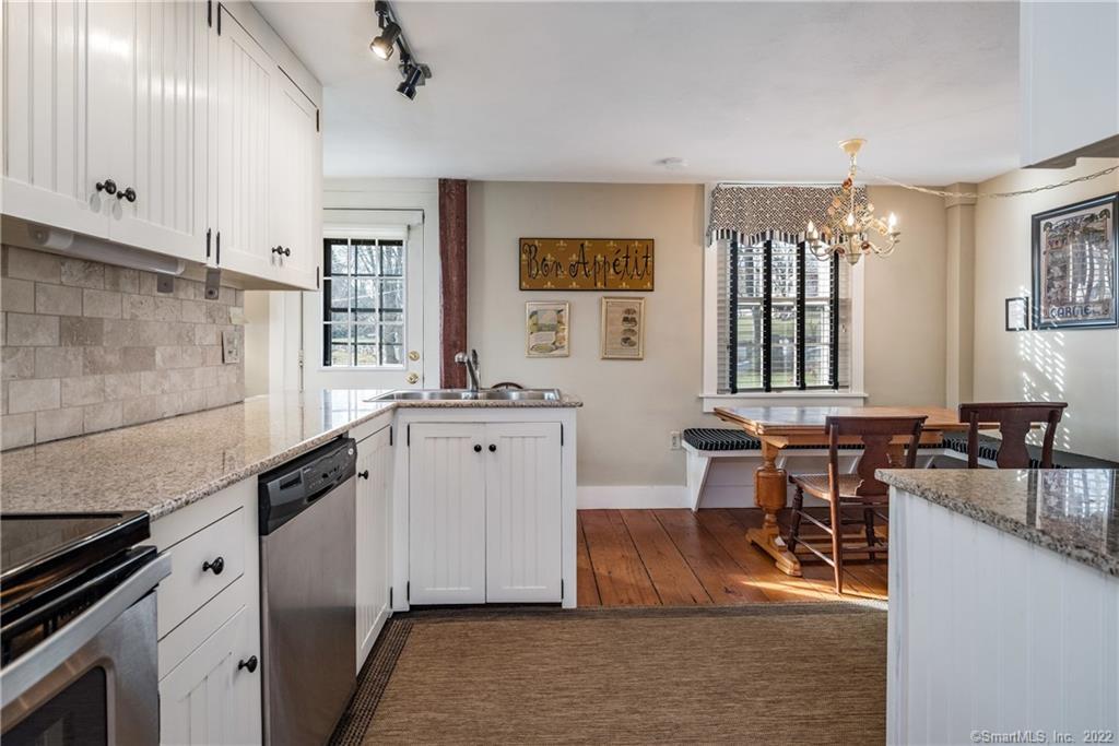 27 South Main Street 9