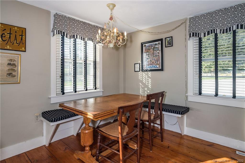 27 South Main Street 9