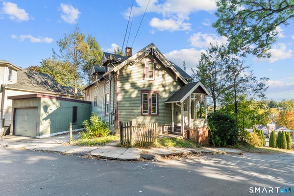 21 POND ST, NAUGATUCK, CT 06770 - Image a19b8cffa30a3b159ce96e77d4cd894b/2402752224