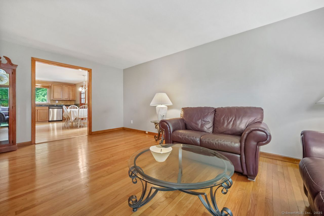 162 Leonard Road, Hamden, Connecticut image 10