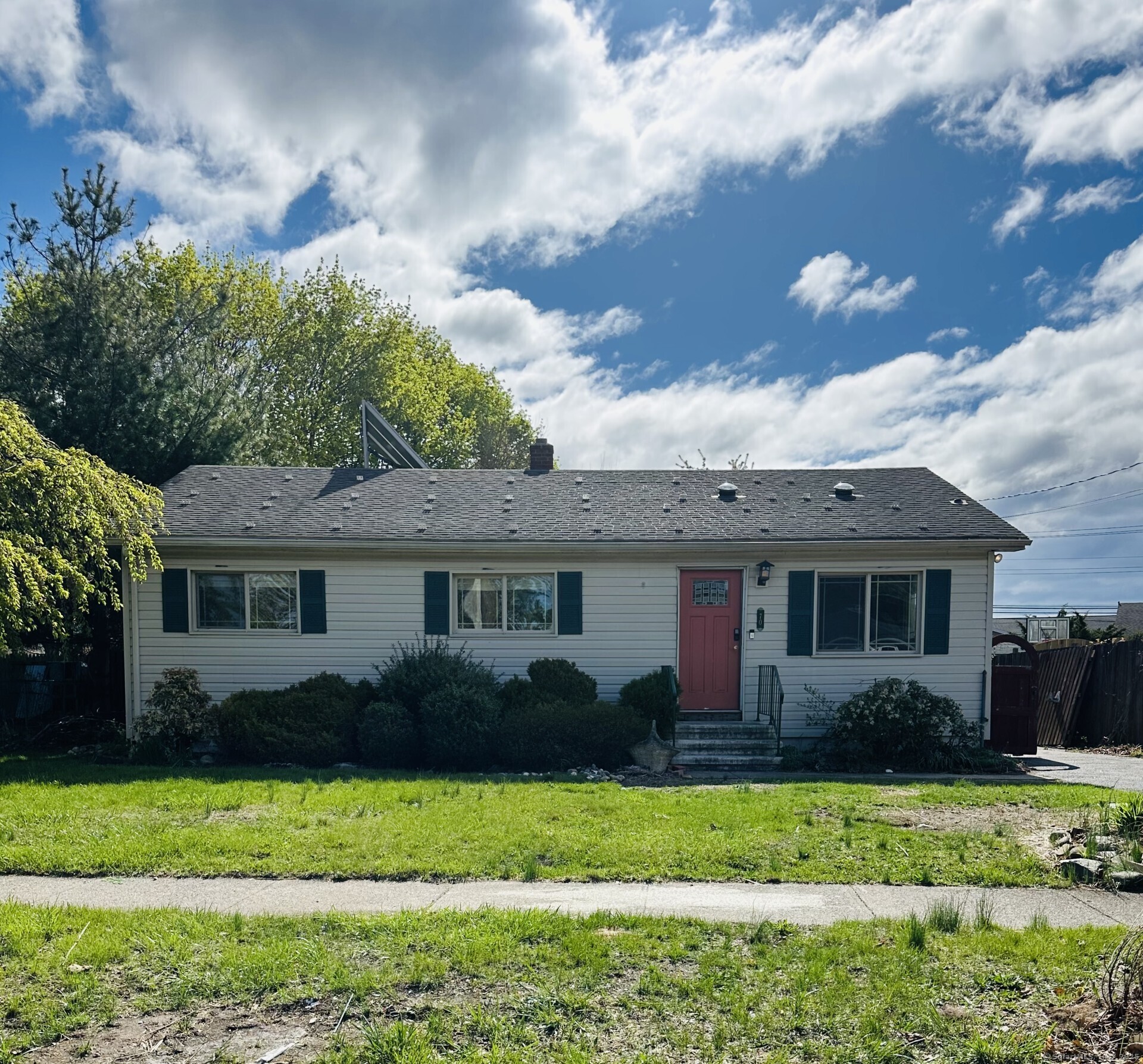 70 Guzzi Drive, Stratford, Connecticut image 1