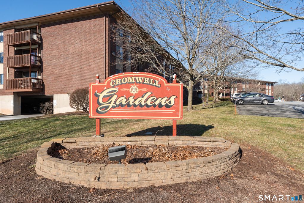 Photo of 2113 Cromwell Hills Drive #2113, Cromwell, CT 06416 (MLS # 24144843)