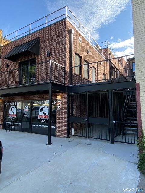 Tiny photo for 424 Main Street #G, Middletown, CT 06457 (MLS # 24152082)