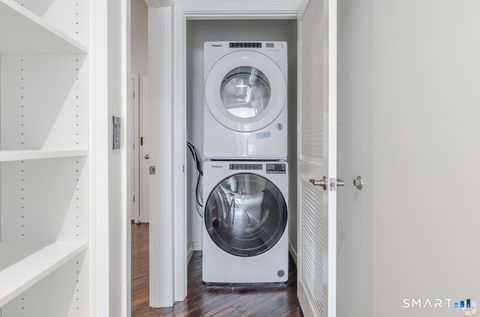 Tiny photo for 424 Main Street #G, Middletown, CT 06457 (MLS # 24152082)