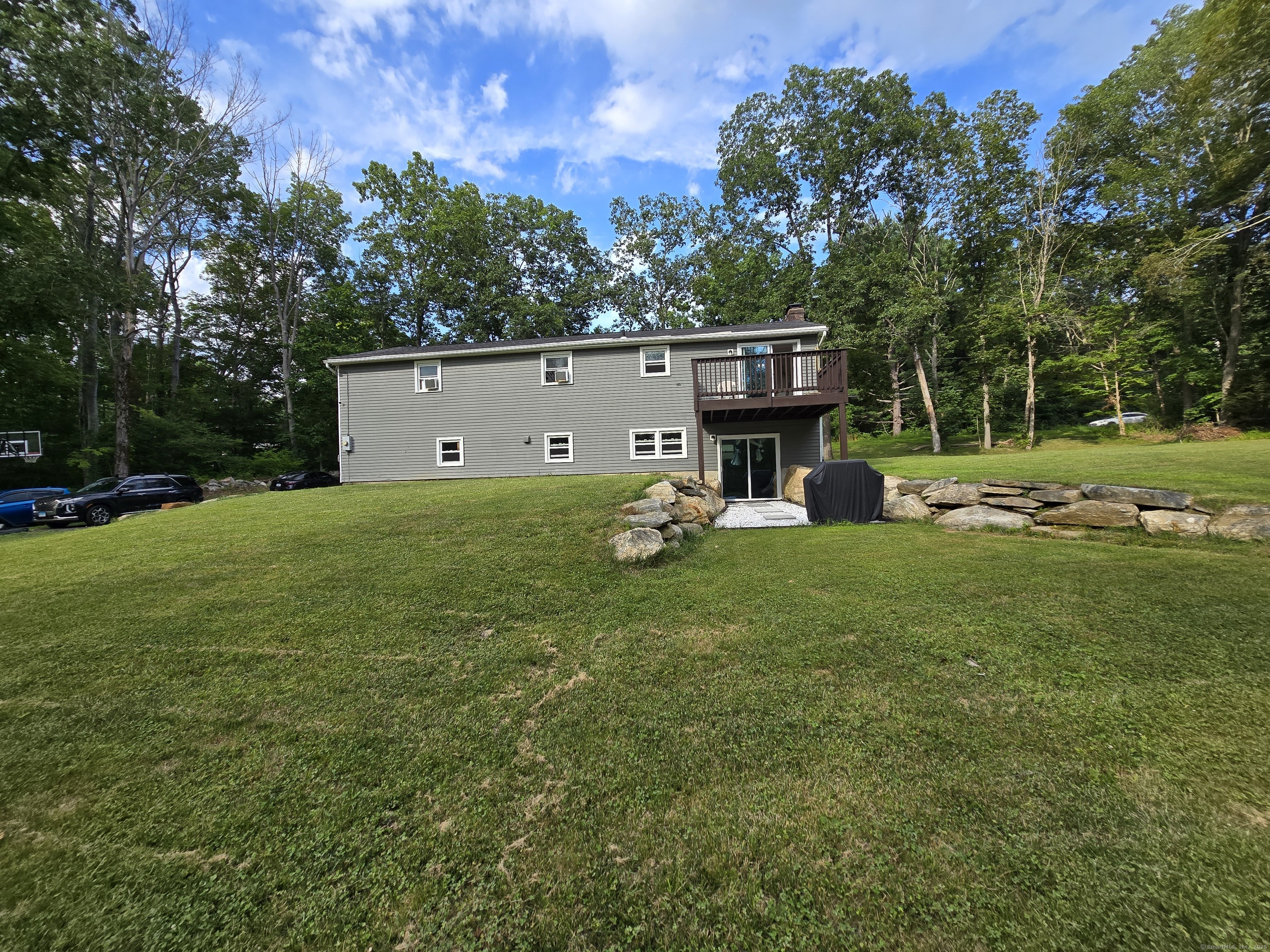 753 Storrs Road