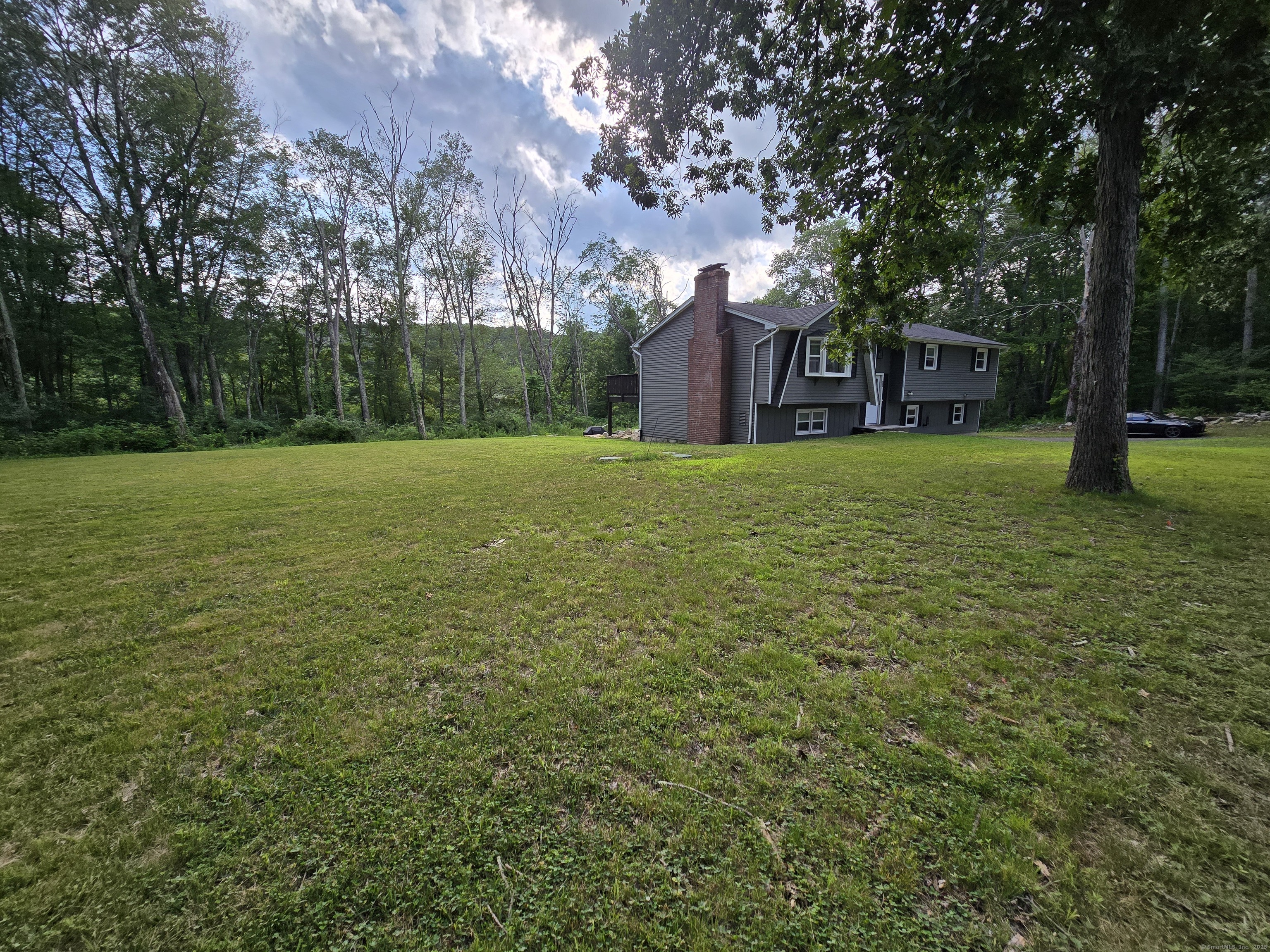 753 Storrs Road