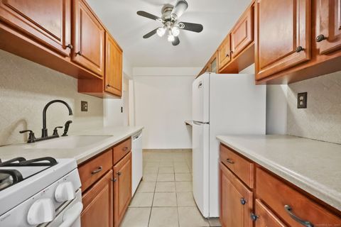 Tiny photo for 46 Prospect Avenue #APT 1C, Norwalk, CT 06850 (MLS # 24136495)