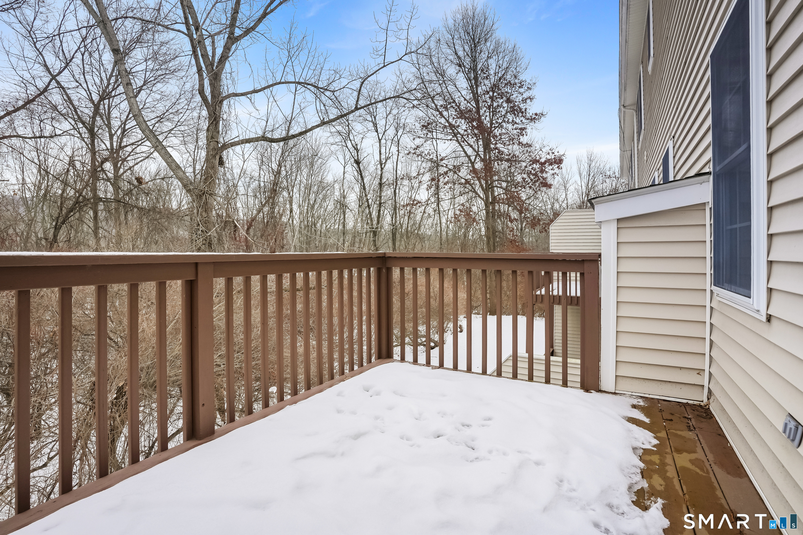 1003 Larson Drive 1003