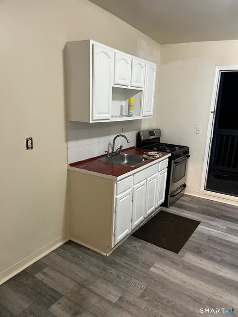 Photo of 800 Hallett Street #2nd left, Bridgeport, CT 06608 (MLS # 24145540)