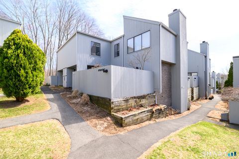 Photo of 1 Apricot Lane #1, Ridgefield, CT 06877 (MLS # 24159439)