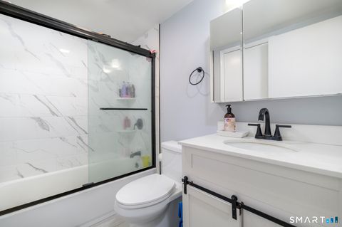 Tiny photo for 1 Apricot Lane #1, Ridgefield, CT 06877 (MLS # 24159439)