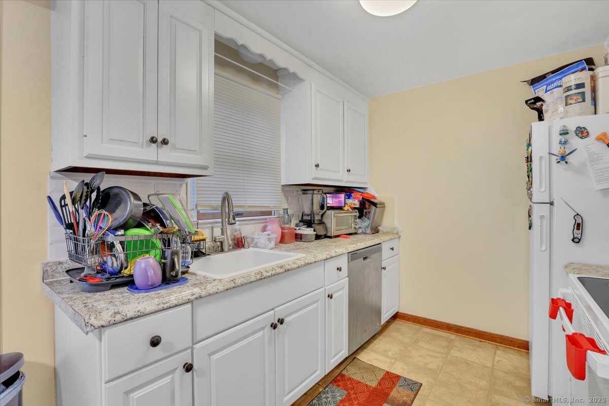 400 N Main Street #19, Manchester, Connecticut image 11