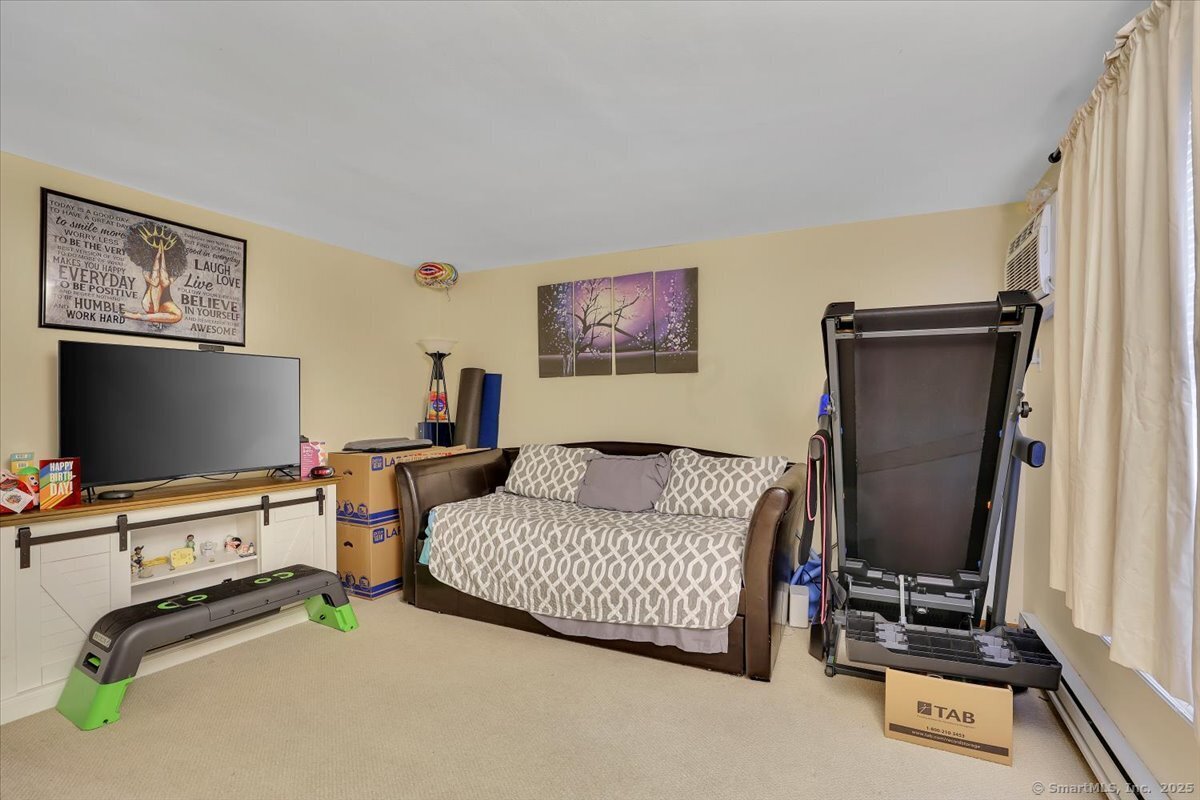 400 N Main Street #19, Manchester, Connecticut image 4
