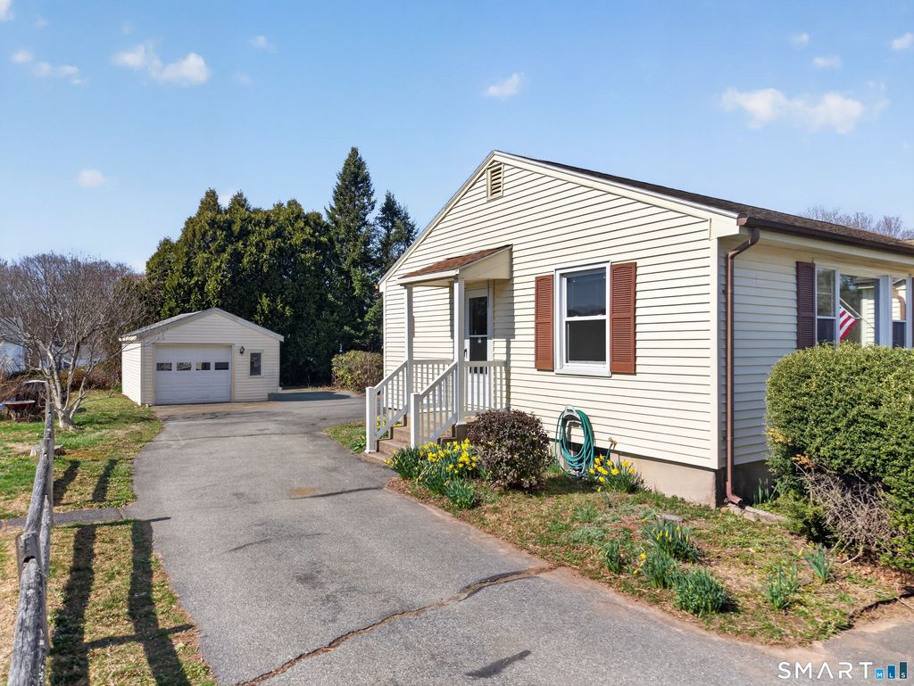 Photo of 6 Cedar Street, Waterford, CT 06385 (MLS # 24166204)