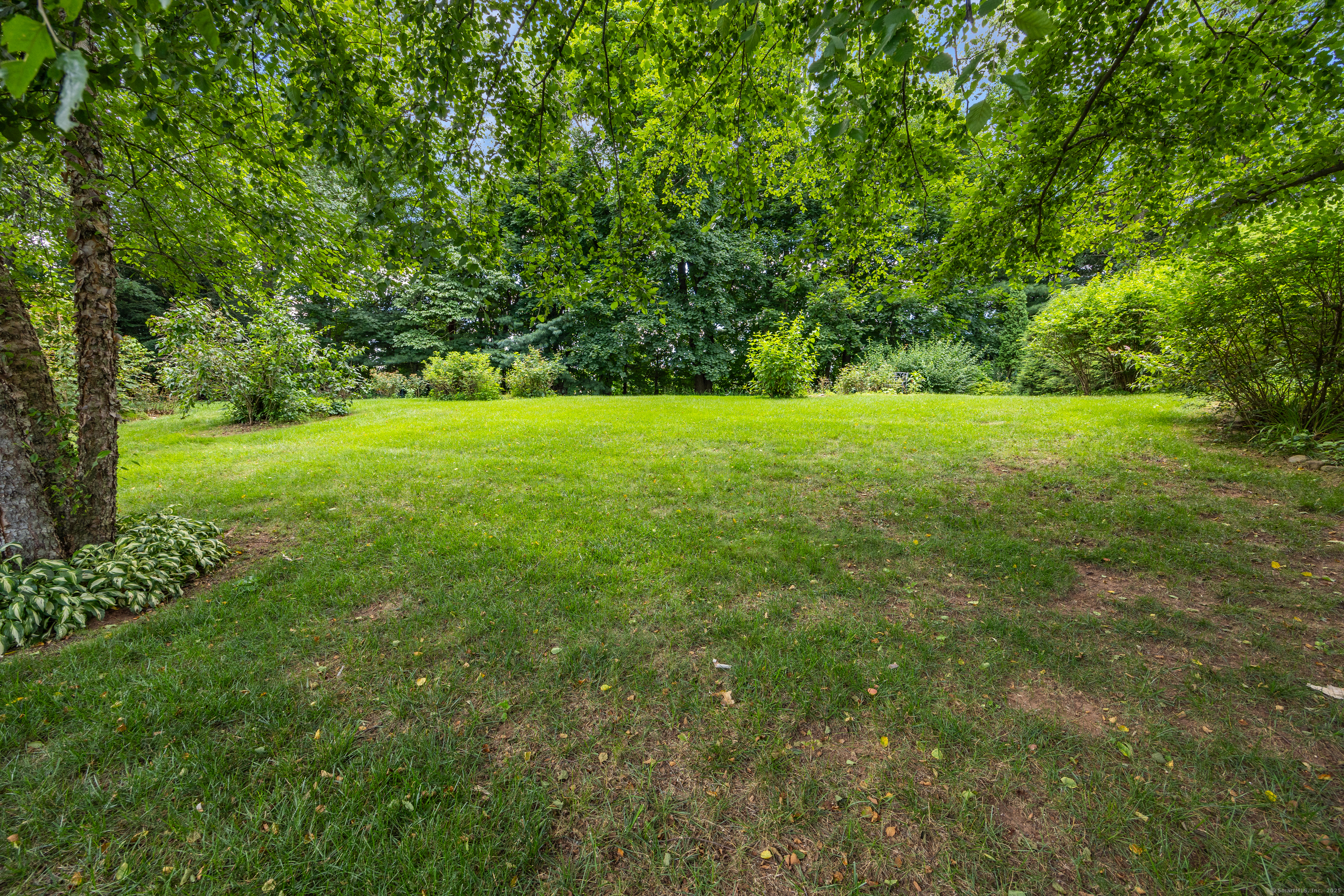 Southington, Connecticut 06489, United States, 3 Bedrooms Bedrooms, ,2 BathroomsBathrooms,Residential,Active,177802