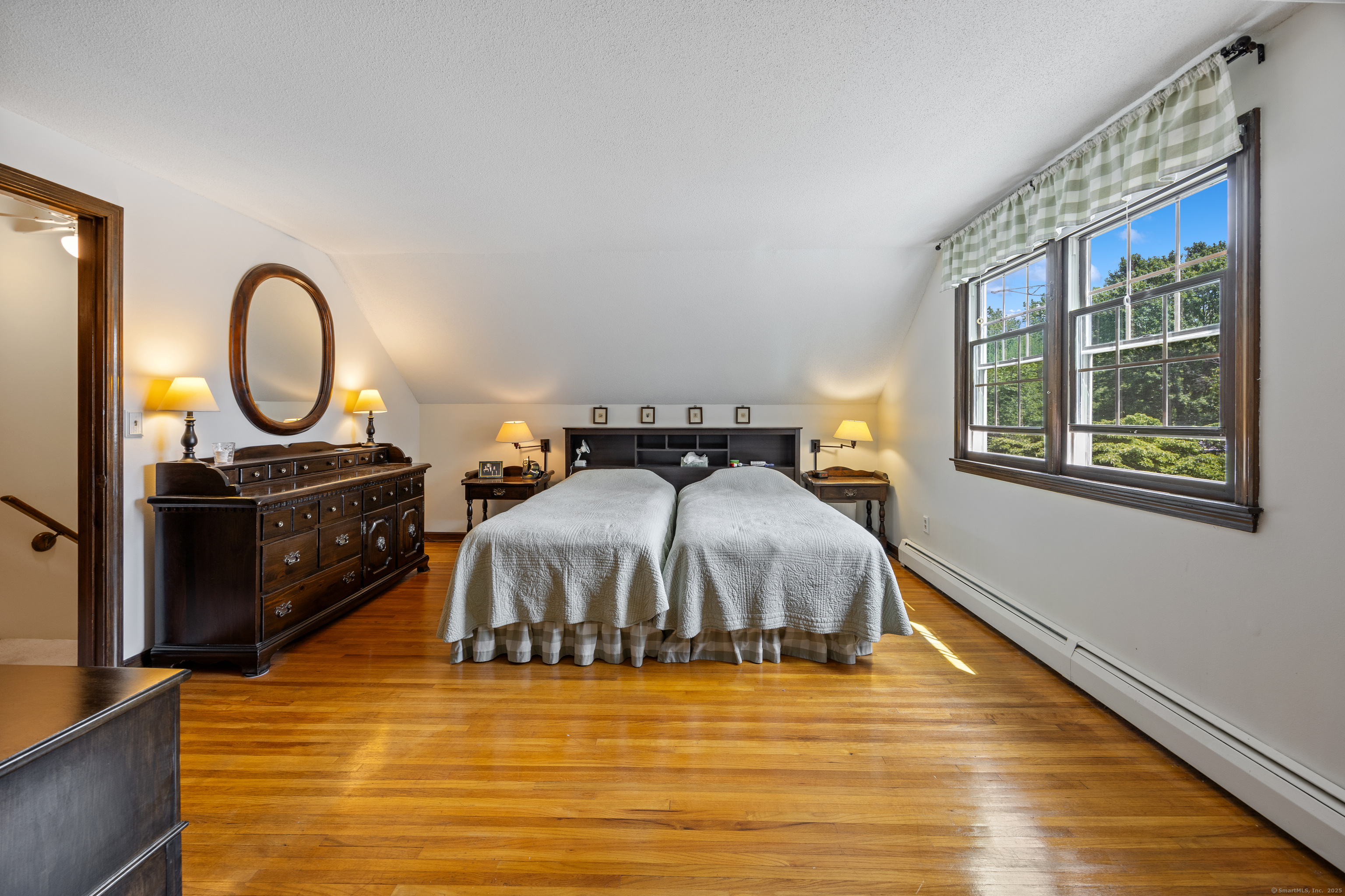 Southington, Connecticut 06489, United States, 3 Bedrooms Bedrooms, ,2 BathroomsBathrooms,Residential,Active,177802