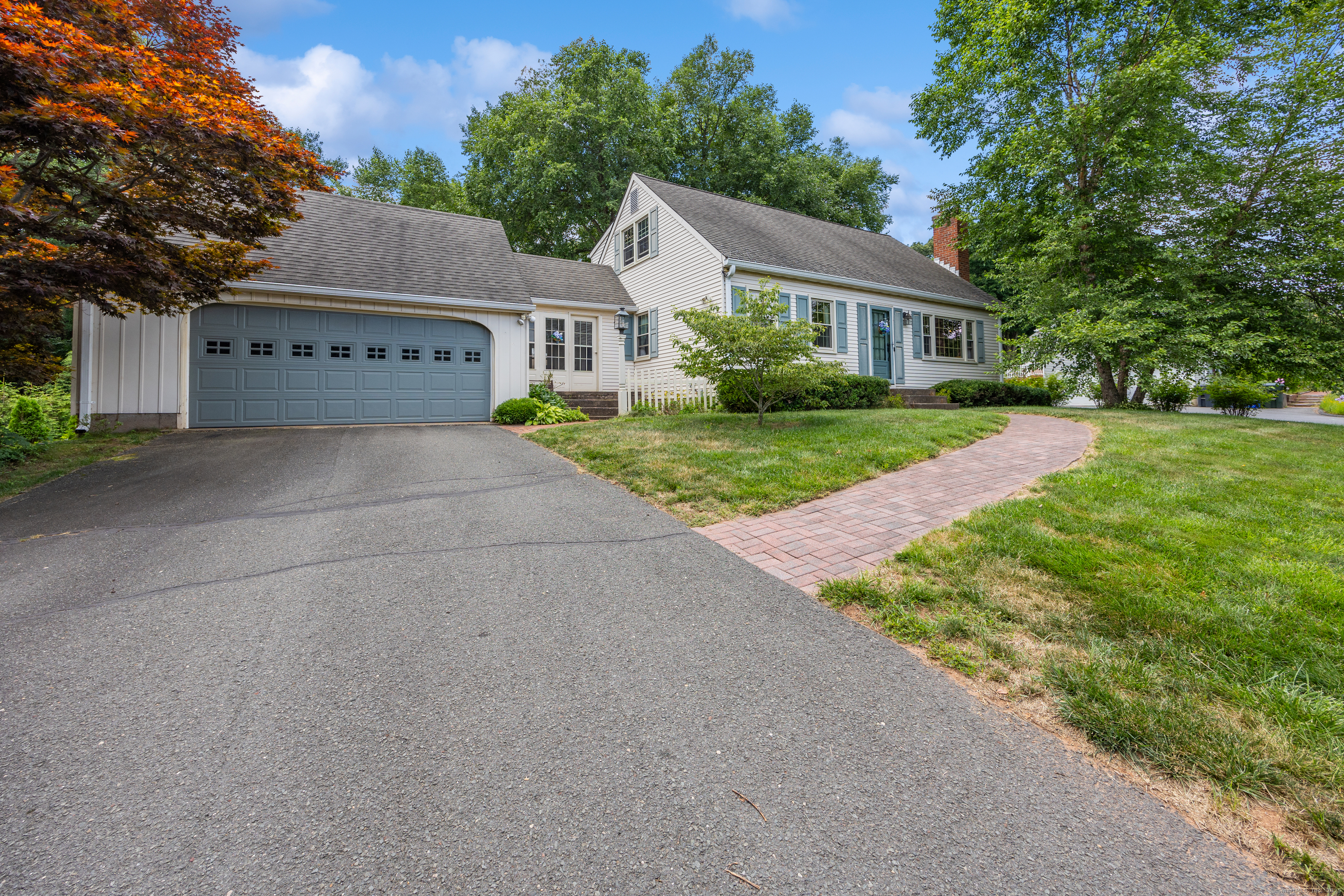 48 Candlewood Lane