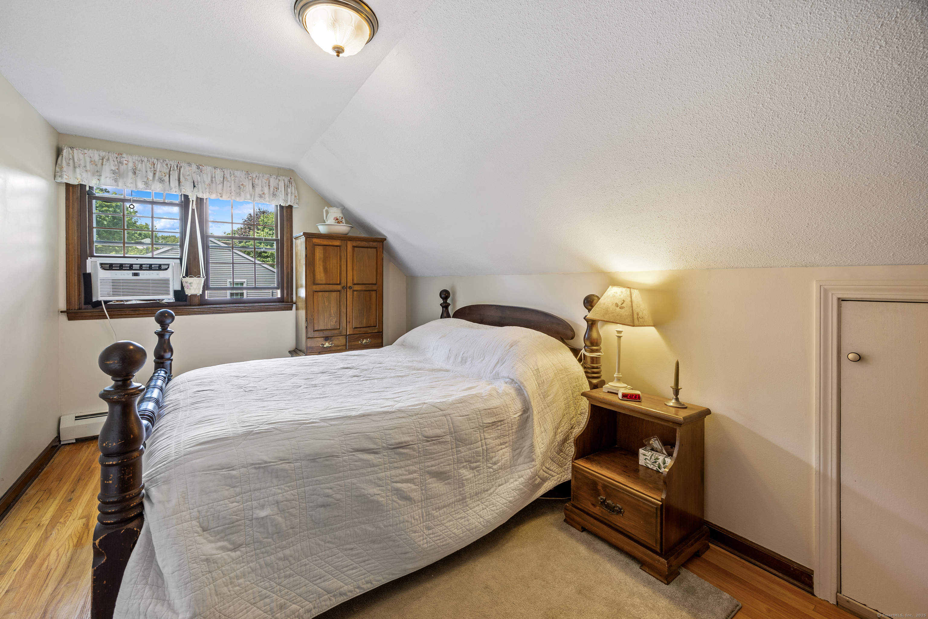 Southington, Connecticut 06489, United States, 3 Bedrooms Bedrooms, ,2 BathroomsBathrooms,Residential,Active,177802