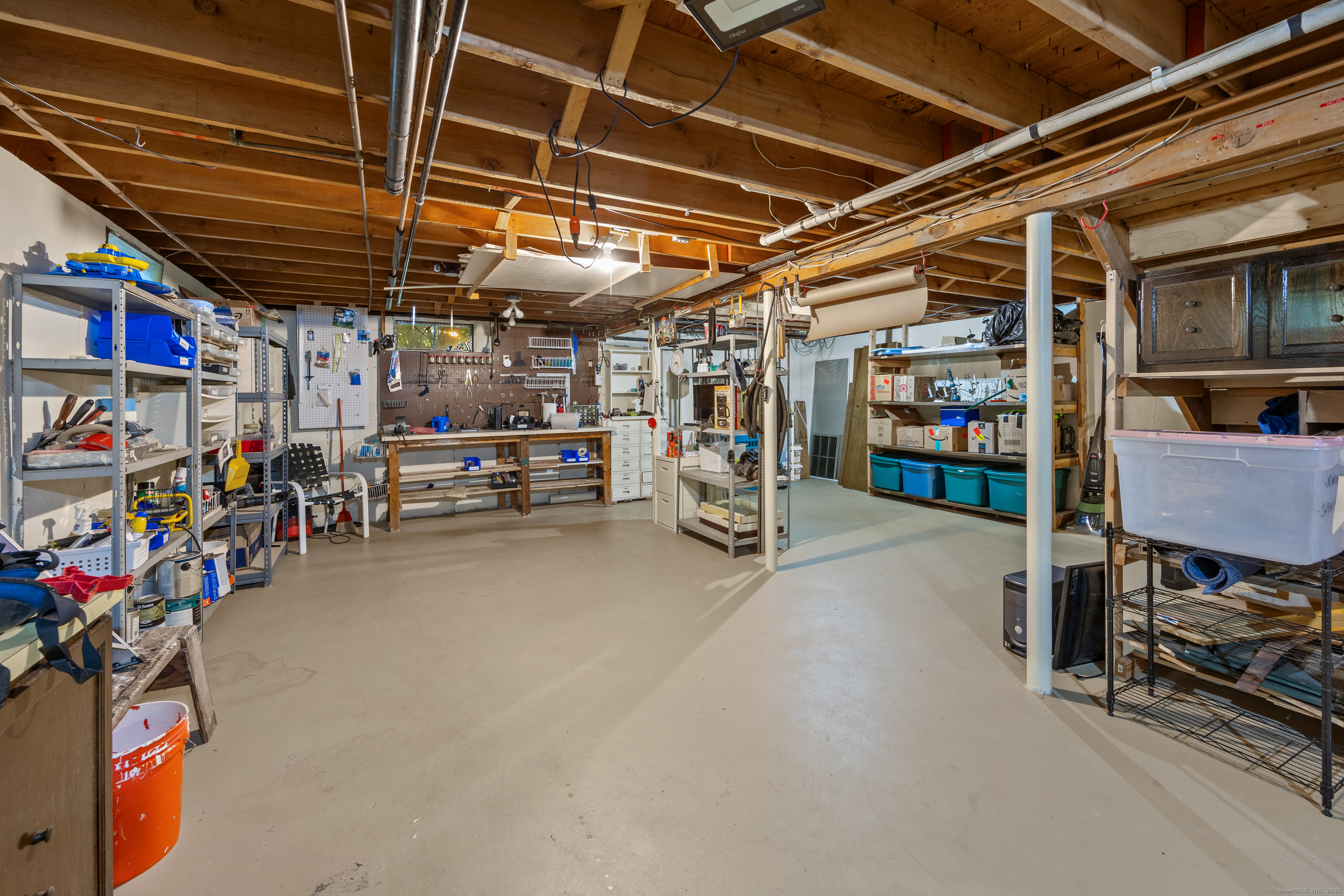 Southington, Connecticut 06489, United States, 3 Bedrooms Bedrooms, ,2 BathroomsBathrooms,Residential,Active,177802