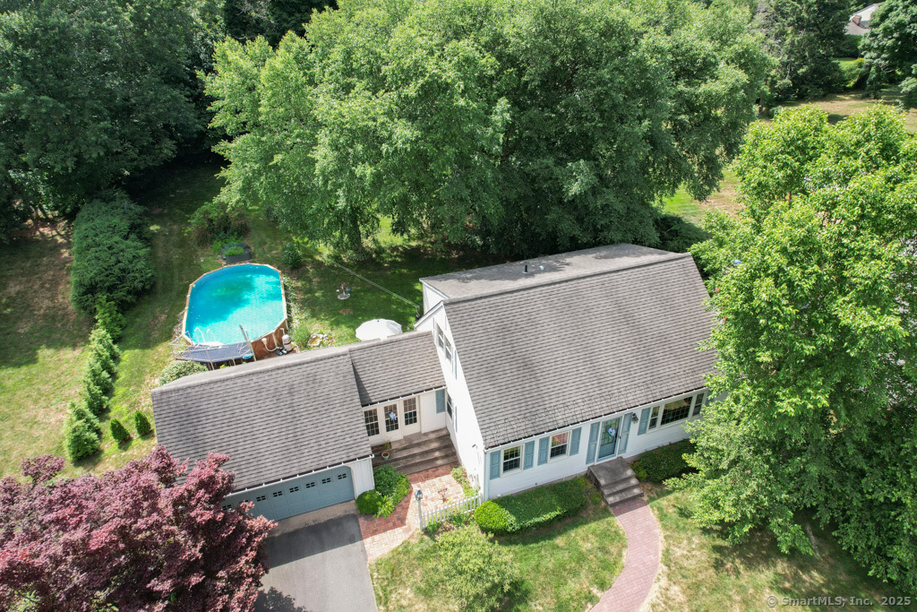 48 Candlewood Lane